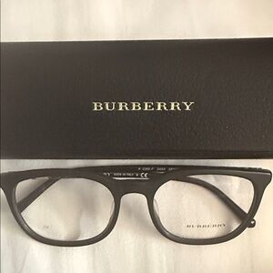Burberry Classic Black Eyewear